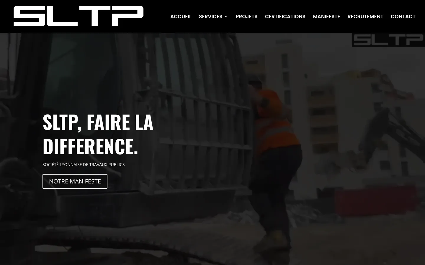 Page d’accueil du site de SLTP : « SLTP, faire la différence » sur une vidéo de chantier